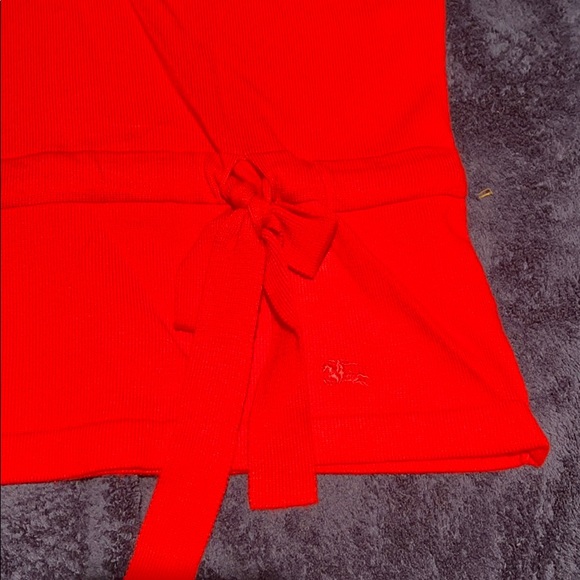 Short sleeve sweater with bow accent - Picture 4 of 5